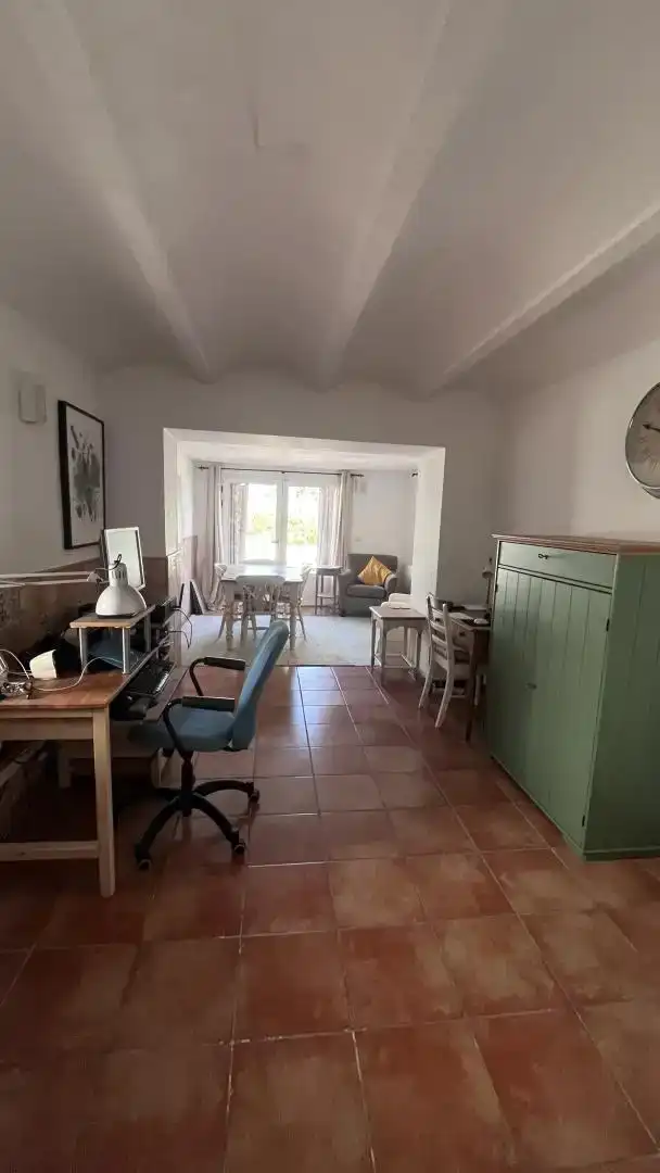 Menjador de Casa adosada en venda en Santa Marta de Magasca amb Aire condicionat, Jardí privat i Traster
