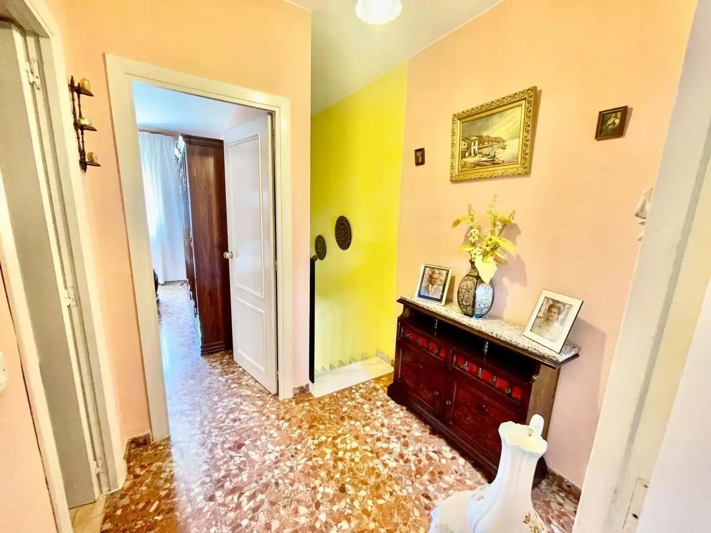 Detached homes for sale in El Carpio