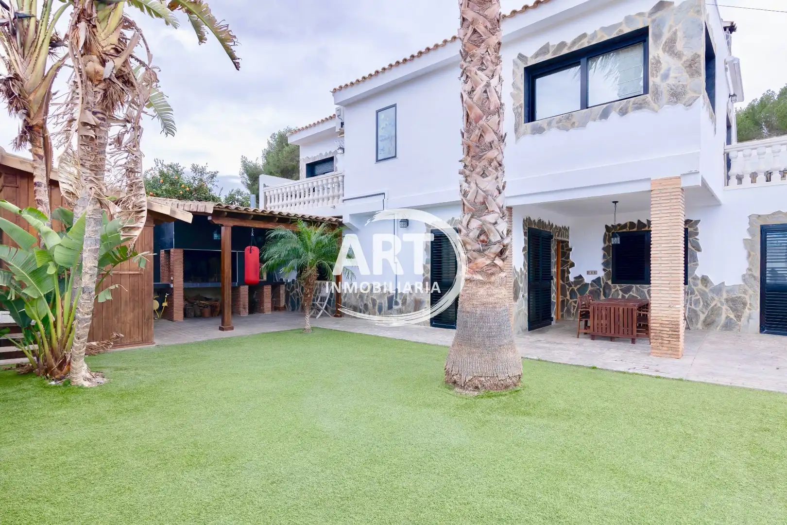 Garden of Houses for sale in L'Eliana  with Air Conditioner, Heating and Terrace