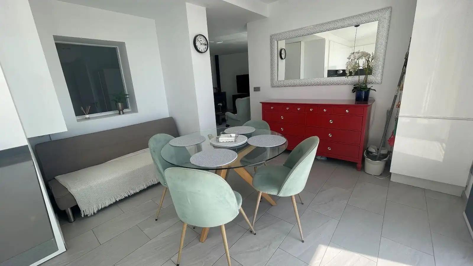 Comedor de Casa o chalet de alquiler en Estepona con Aire acondicionado, Terraza y Piscina