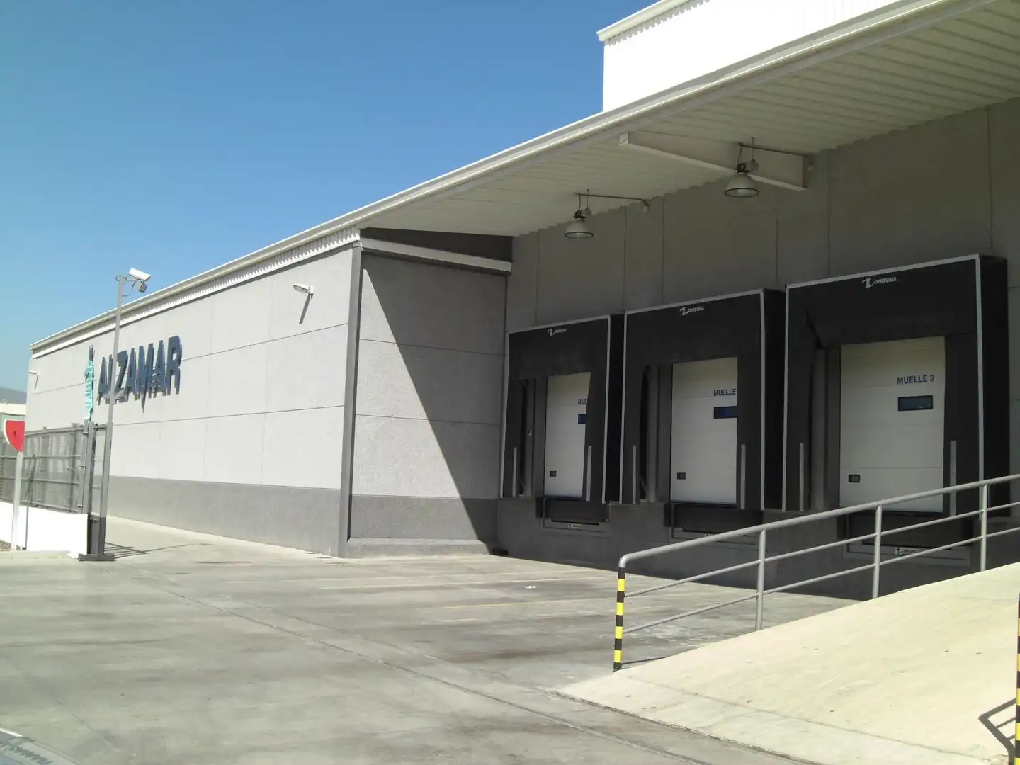 Exterior view of Industrial buildings for sale in Candelaria