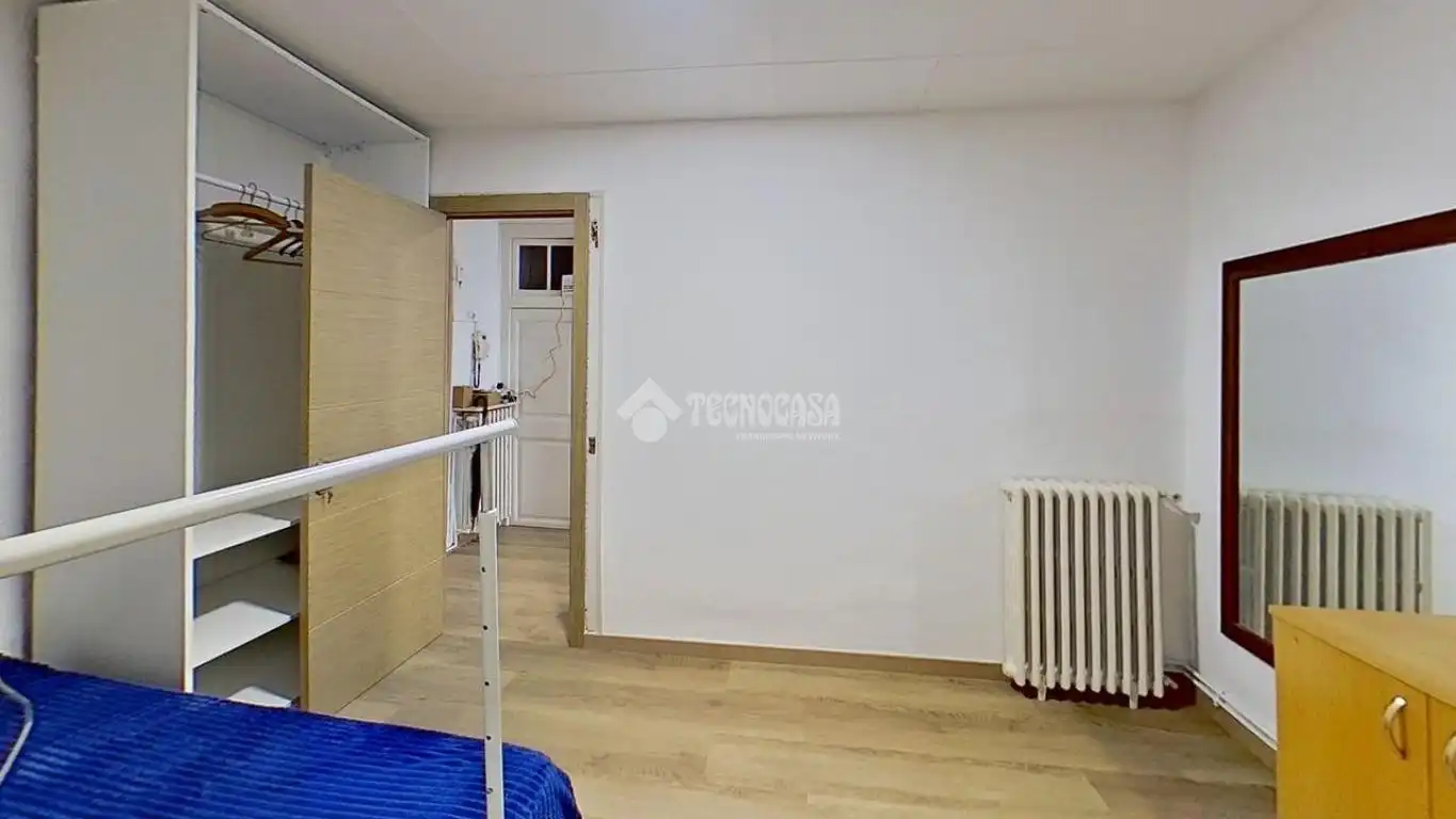 Habitación de Piso en venta en Escodines