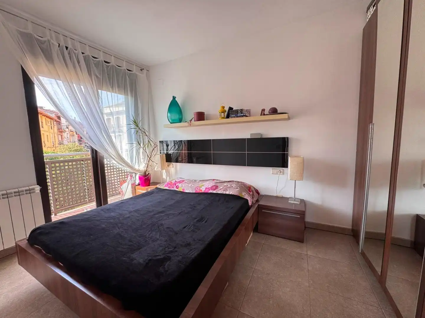 Schlafzimmer von Wohnung zum Verkauf in Breda mit Klimaanlage, Heizung und Terrasse