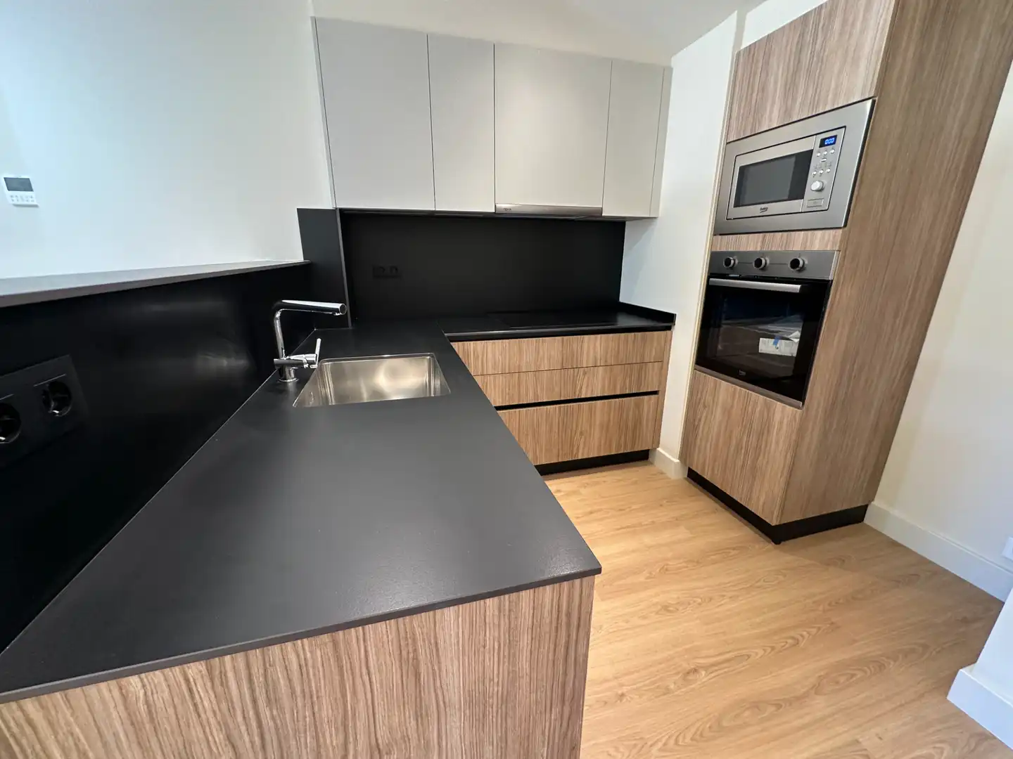 Neubau-Penthouse mit Terrasse zum Verkauf in Avinguda de Catalunya 55, imagen 12
