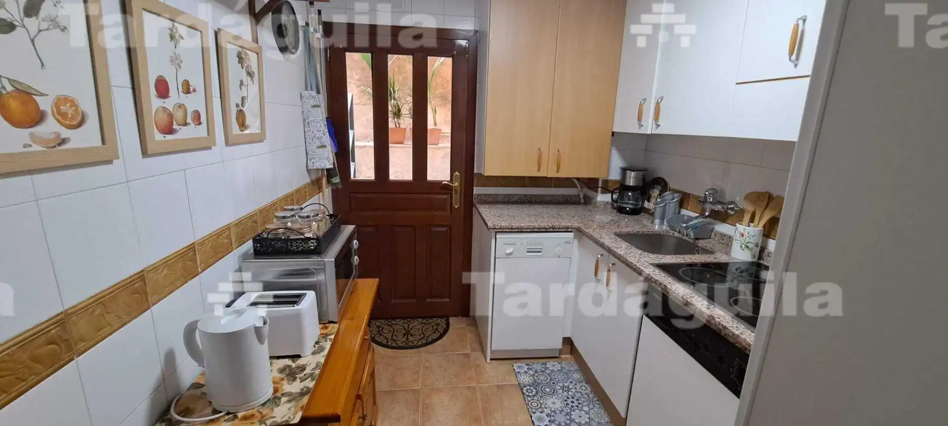 Kitchen of Flat for rent in Salamanca  with Heating, Terrace and Furnished