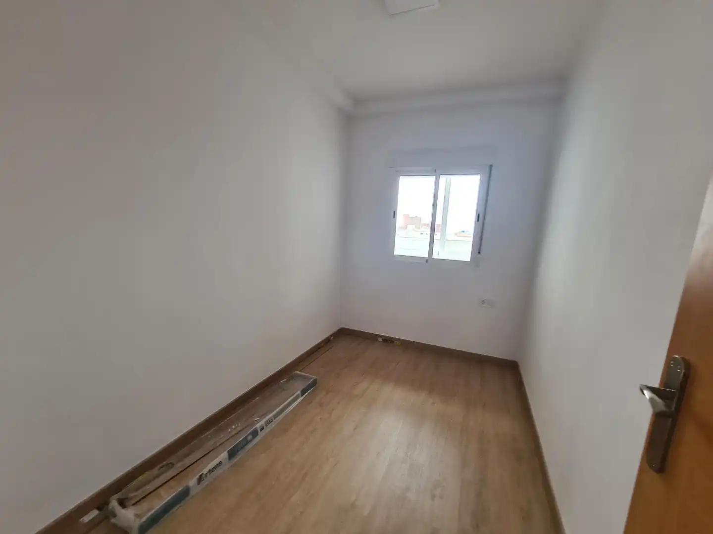 Attic for rent in Foners