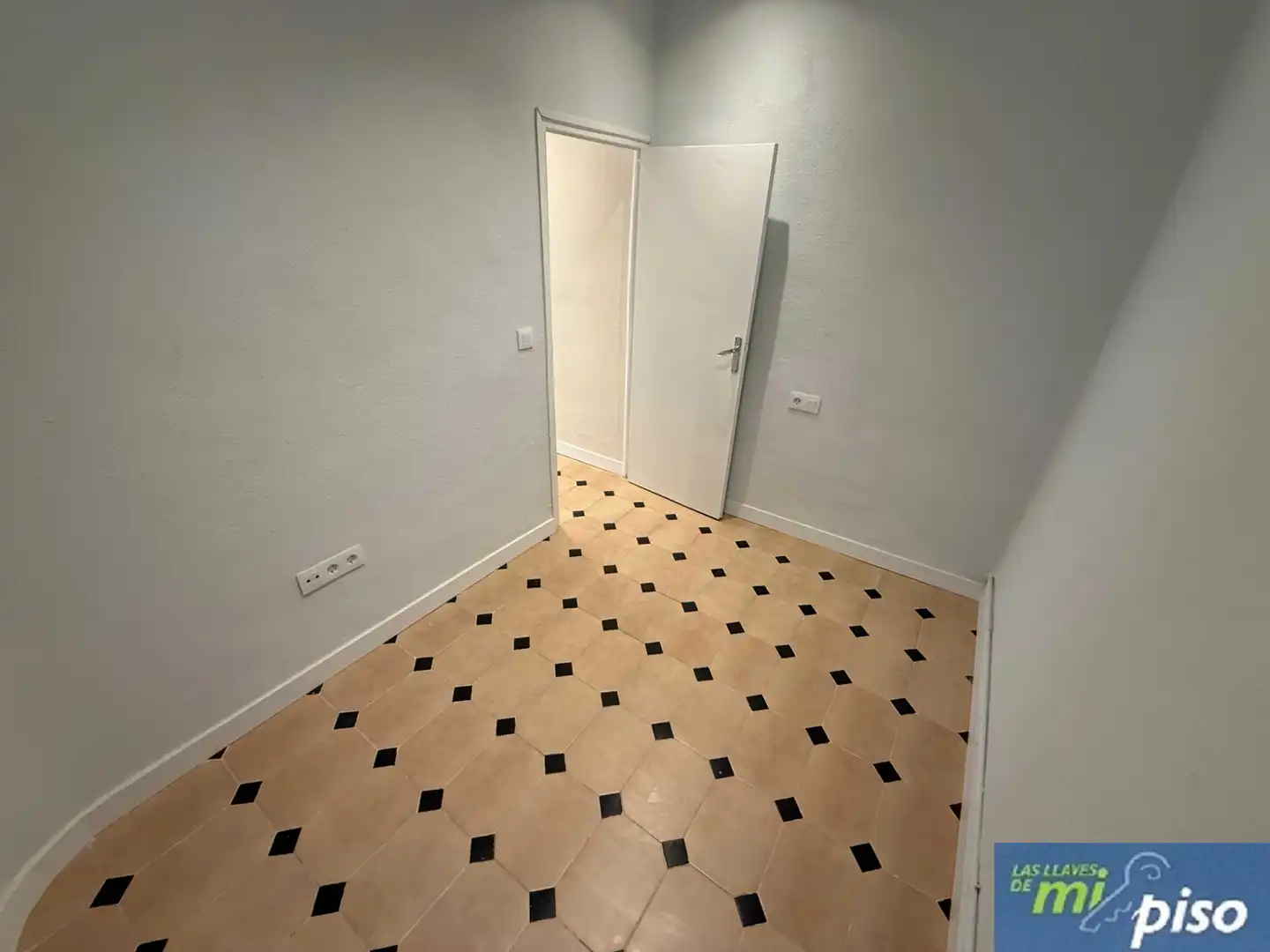 Dormitori de Pis en venda en Valladolid amb Calefacció, Parquet i Forn