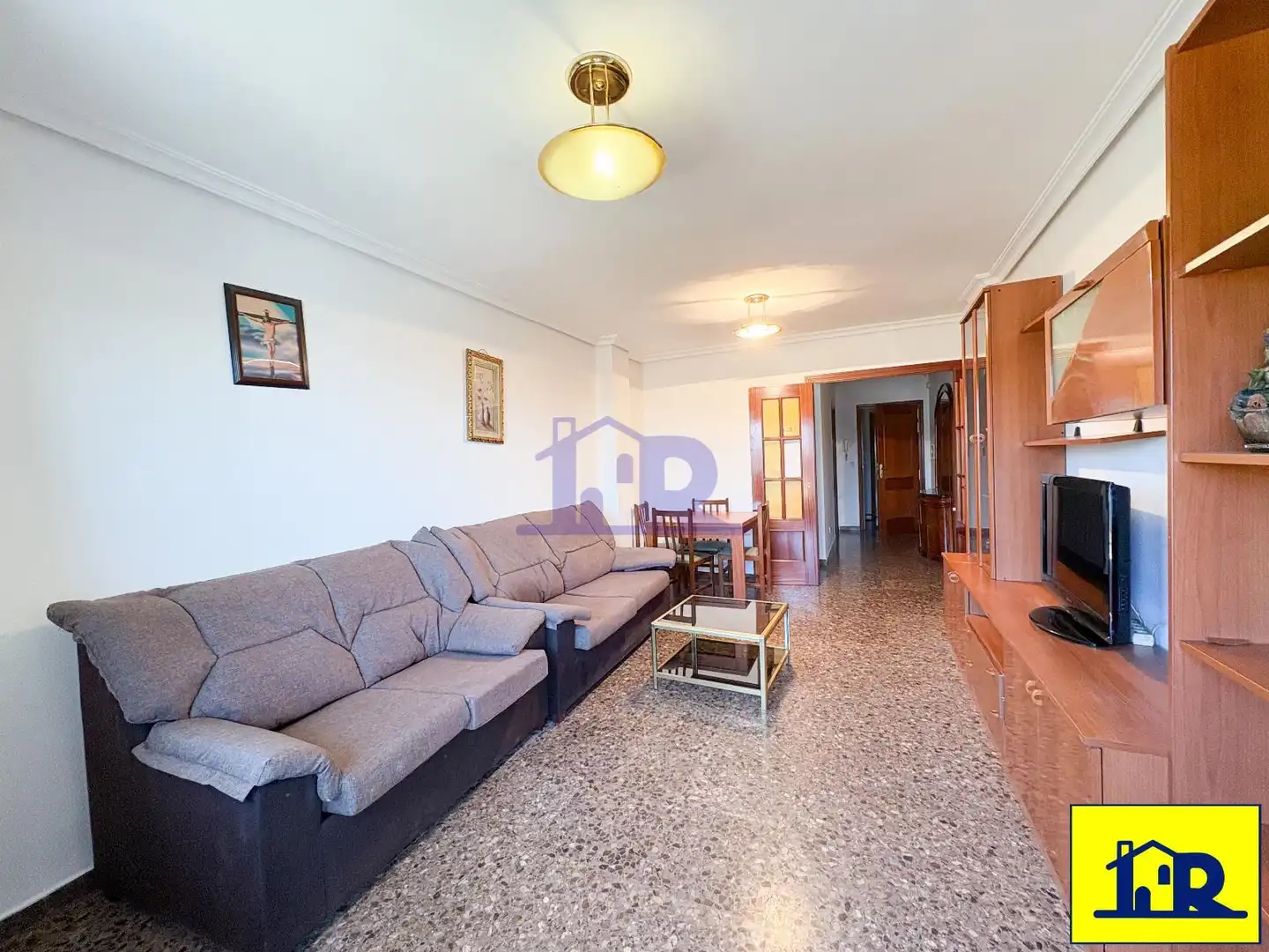 Sala d'estar de Pis en venda en Cuenca amb Calefacció, Terrassa i Traster