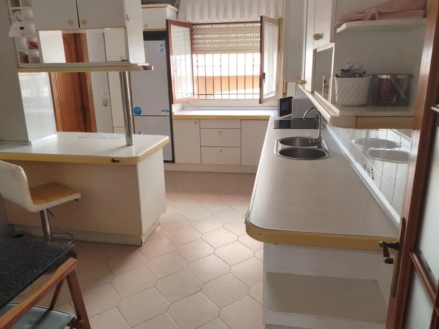 Flat with terrace for sale in Adra, imagen 3