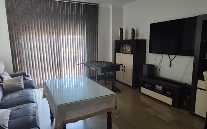 Living room of Flat for sale in Palma del Río  with Air Conditioner and Balcony