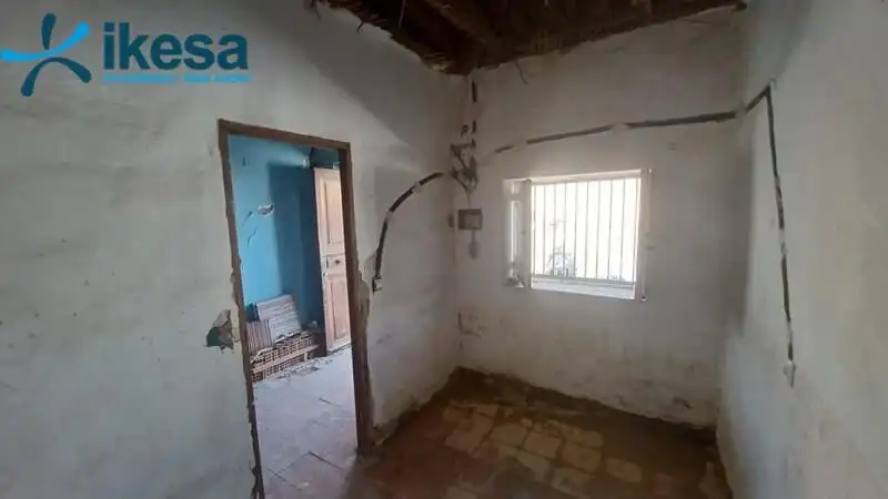 Casa adosada en venda a Paterna del Campo