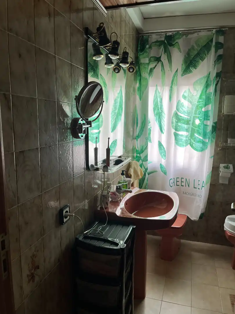 Baño de Piso en venta en Creixell con Terraza, Amueblado y Horno