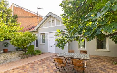 Jardí de Casa o xalet en venda en  Madrid Capital amb Aire condicionat