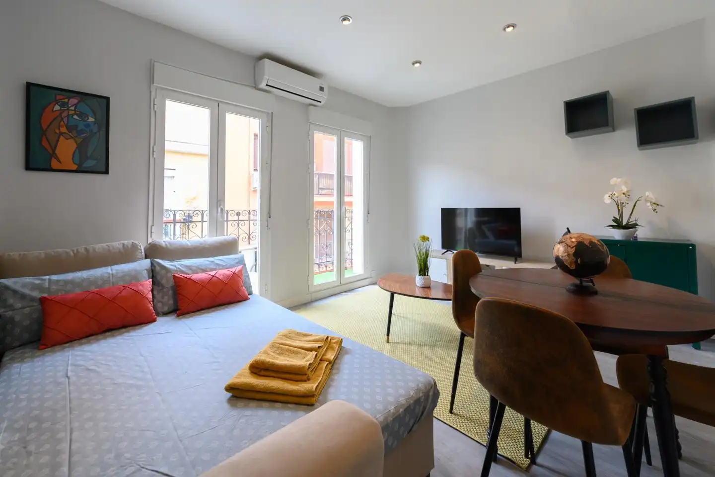 Habitación de Piso de alquiler en Madrid con Aire acondicionado, Calefacción y Amueblado