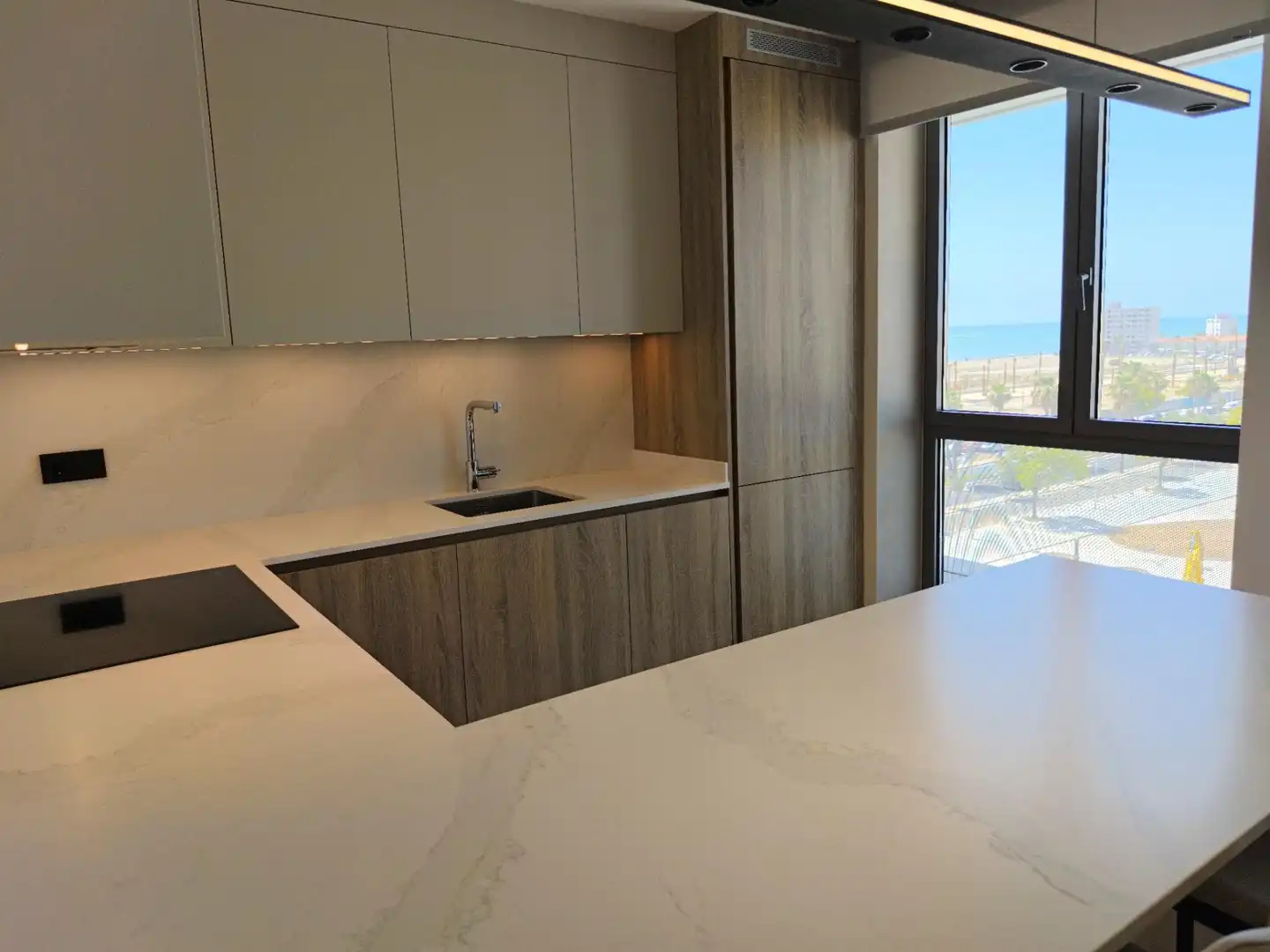 Cocina de Piso de alquiler en Málaga con Aire acondicionado, Calefacción y Terraza