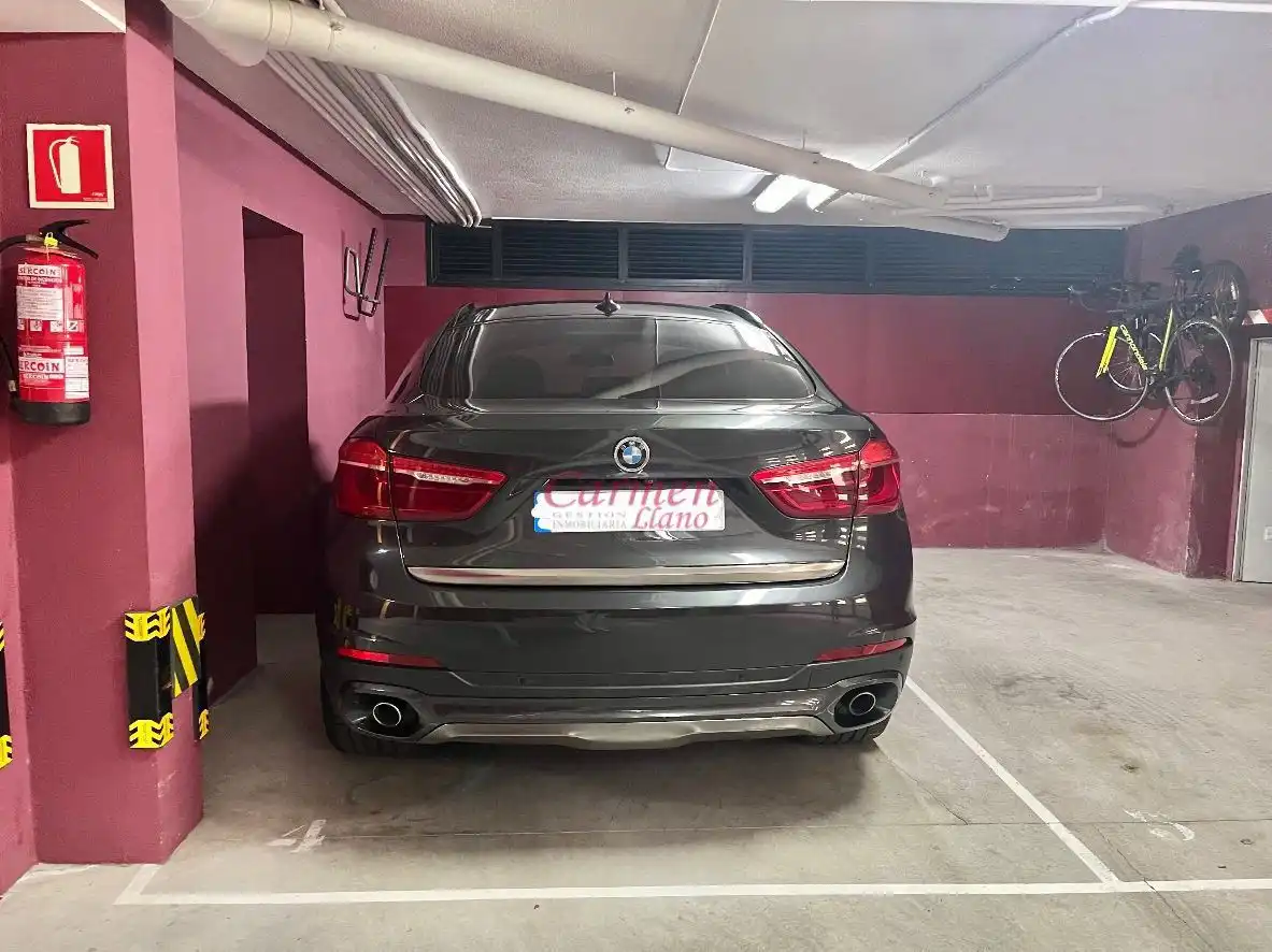 Parking de Dúplex en venta en Getxo  con Trastero, Internet y Piscina comunitaria