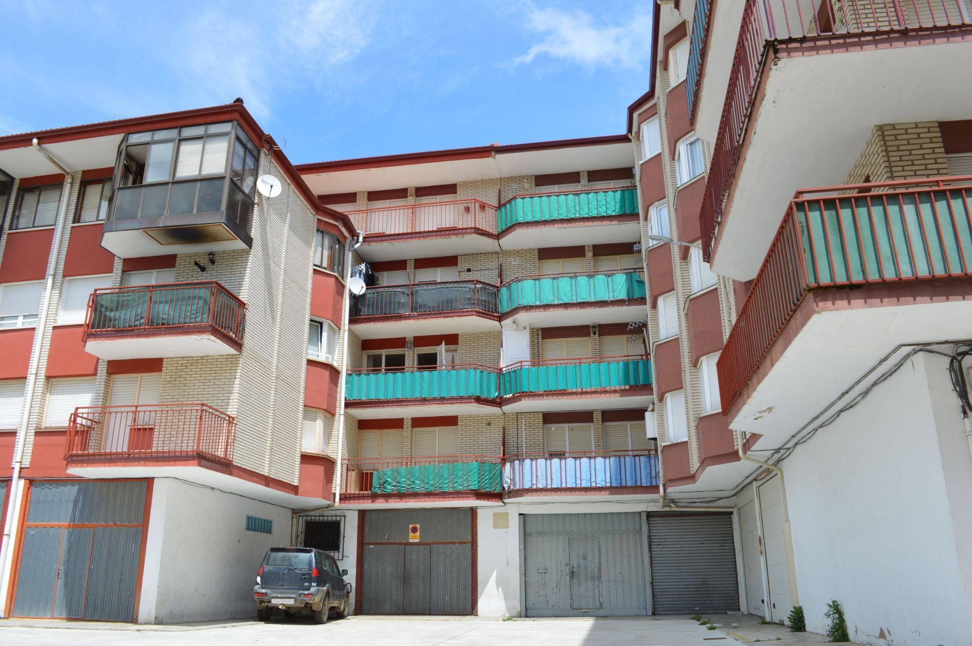 Exterior view of Flat for sale in Medina de Pomar  with Terrace and Furnished