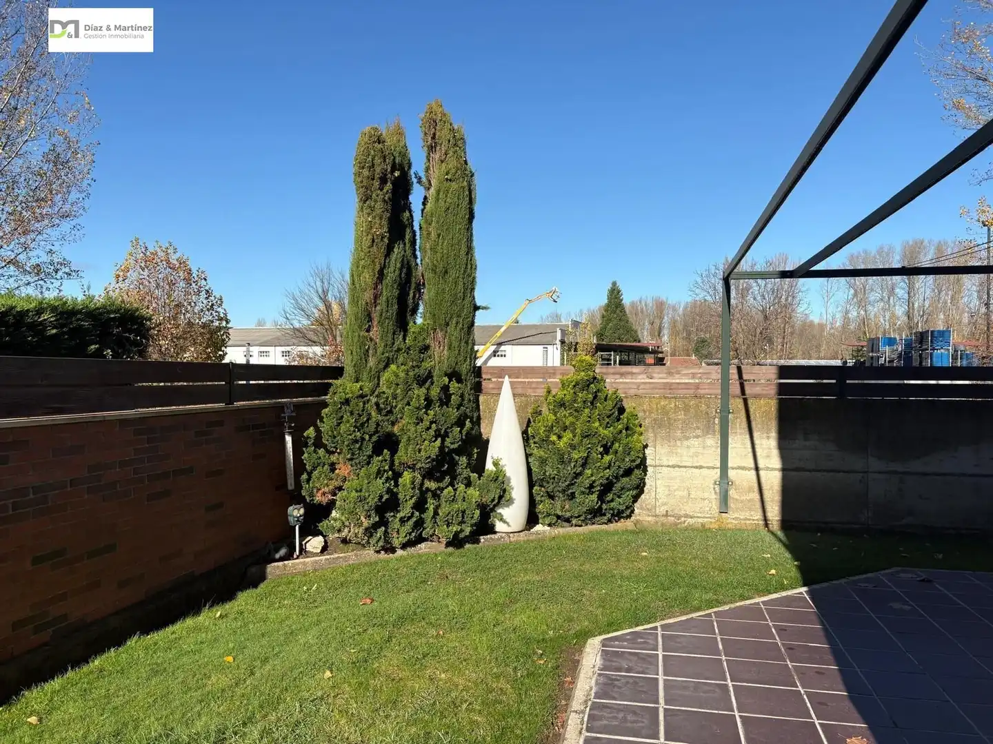 Jardín de Casa o chalet en venta en San Andrés del Rabanedo con Calefacción, Jardín privado y Parquet