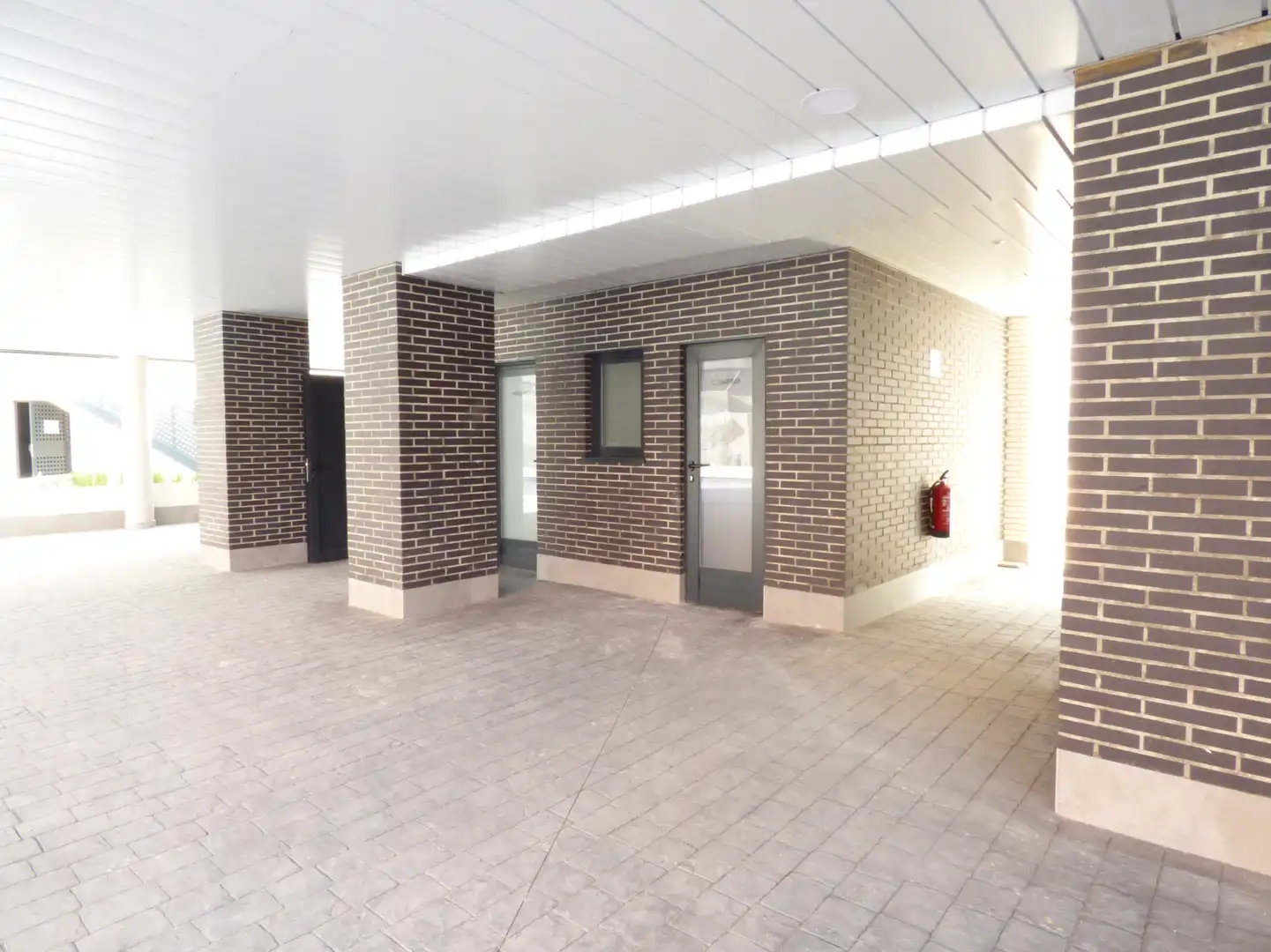 Flat for rent in Madrid  with Air Conditioner, Heating and Private garden