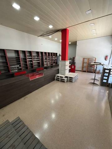 Local comercial en Alquiler en Sant Vicenç Dels Horts