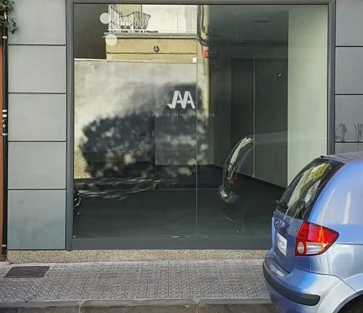 Local comercial en venda a Llevant, imagen 4