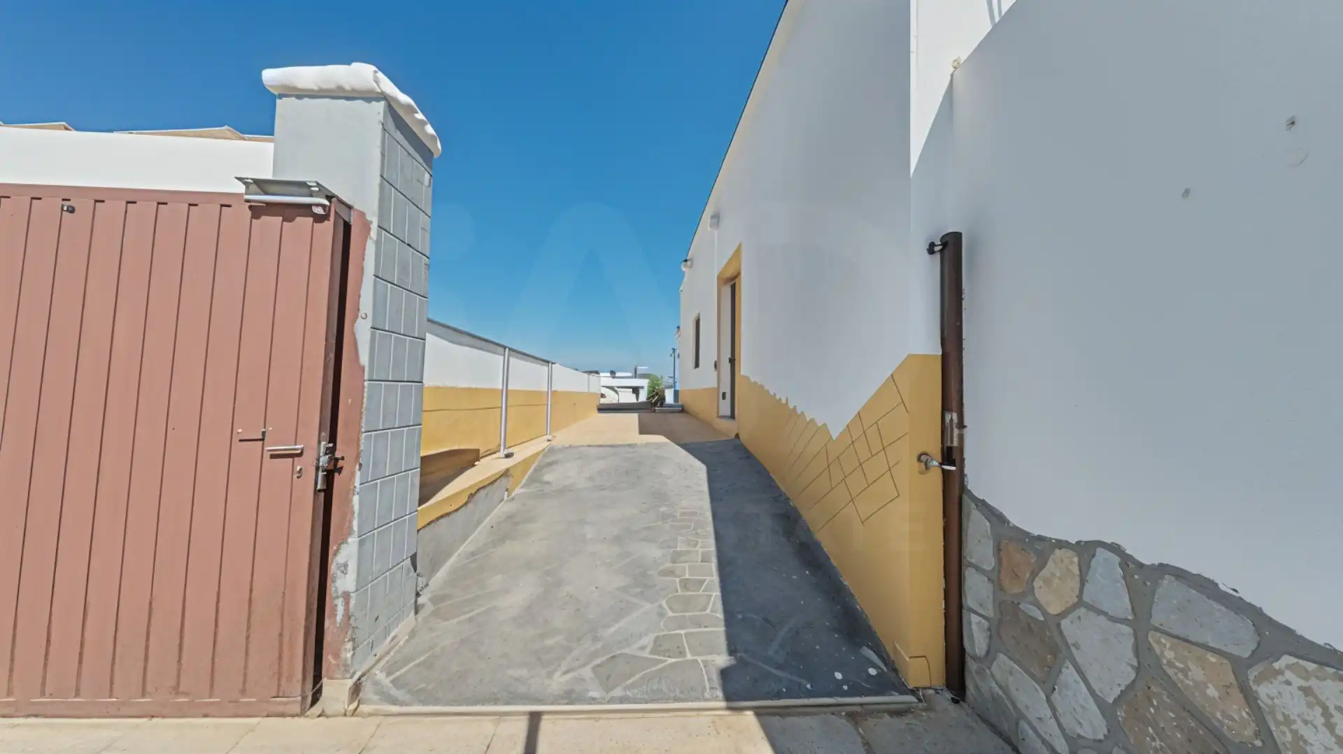 Vista exterior de Piso en venta en Los Franceses – La Vega