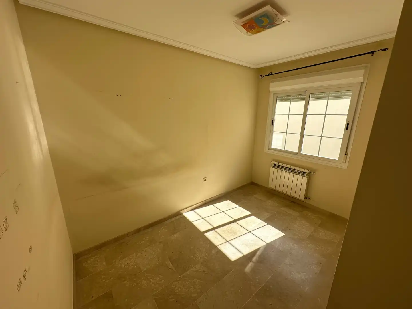 Piso en venta en Jaén con Aire acondicionado, Calefacción y Trastero