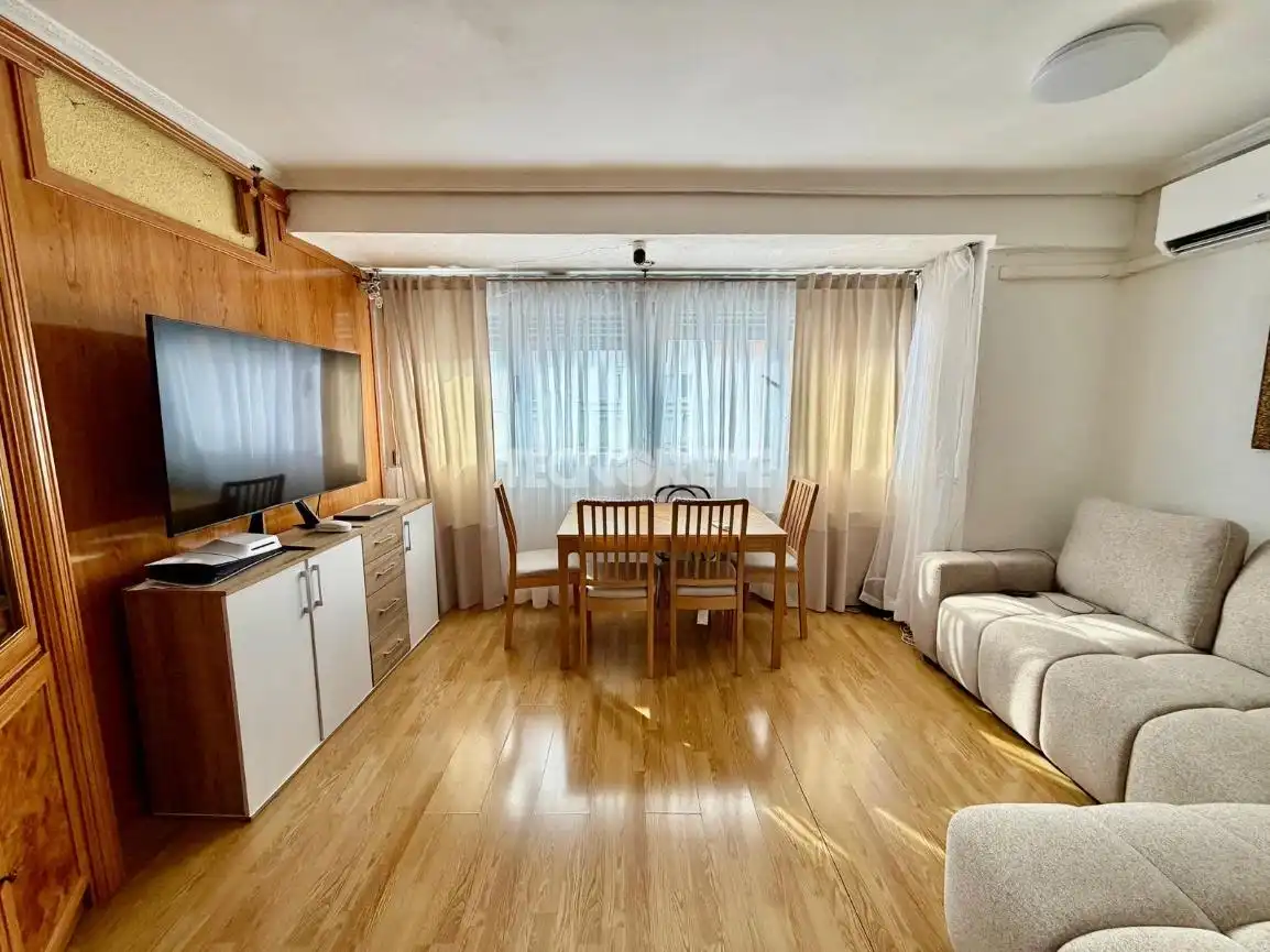 Sala de estar de Piso en venta en Madrid