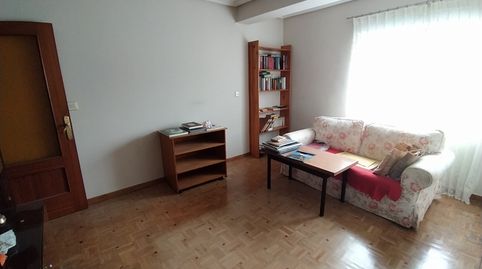 Foto 2 de Piso en venta en Versalles, Avilés