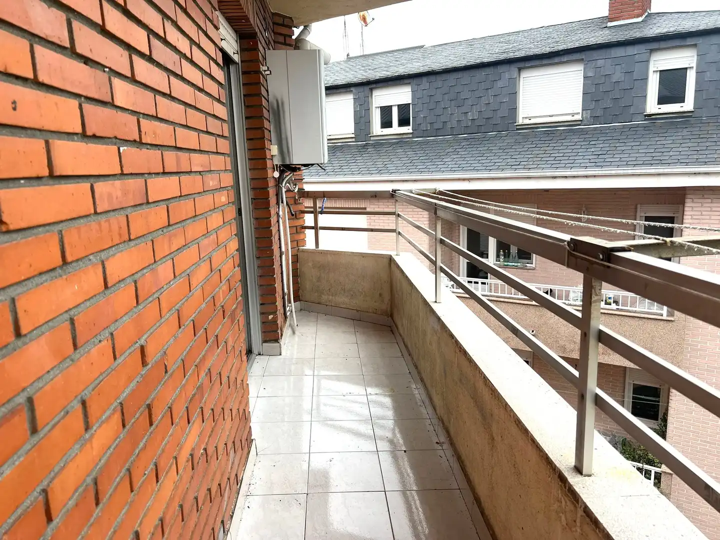 Piso en venta en Calle Gil y Carrasco, 27, Fabero
