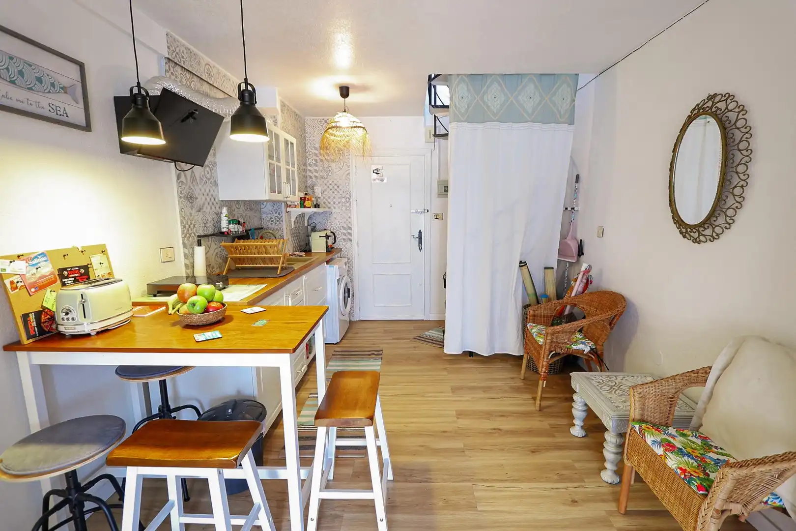 Kitchen of Apartments for rent in Torrevieja  with Air Conditioner, Terrace and Furnished