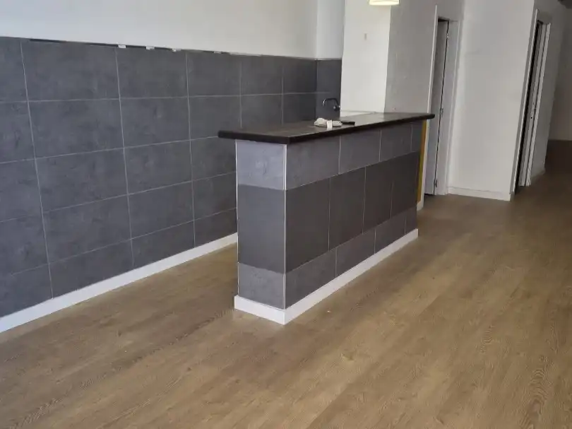 Cocina de Local de alquiler en Alaquàs con Parquet