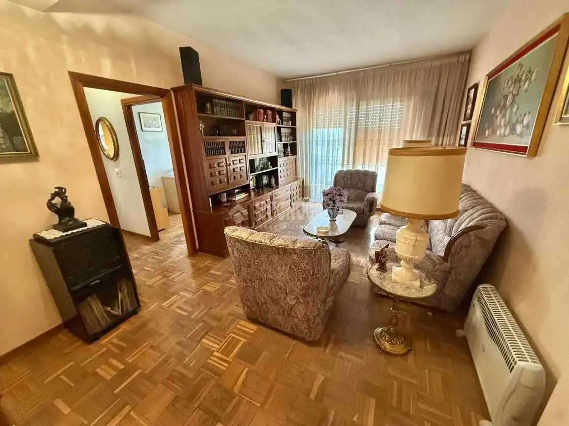 Sala de estar de Piso en venta en Alcorcón con Parquet