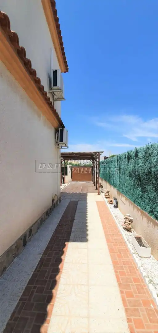 Terrassa de Casa o xalet en venda en Torrevieja amb Aire condicionat, Calefacció i Jardí privat