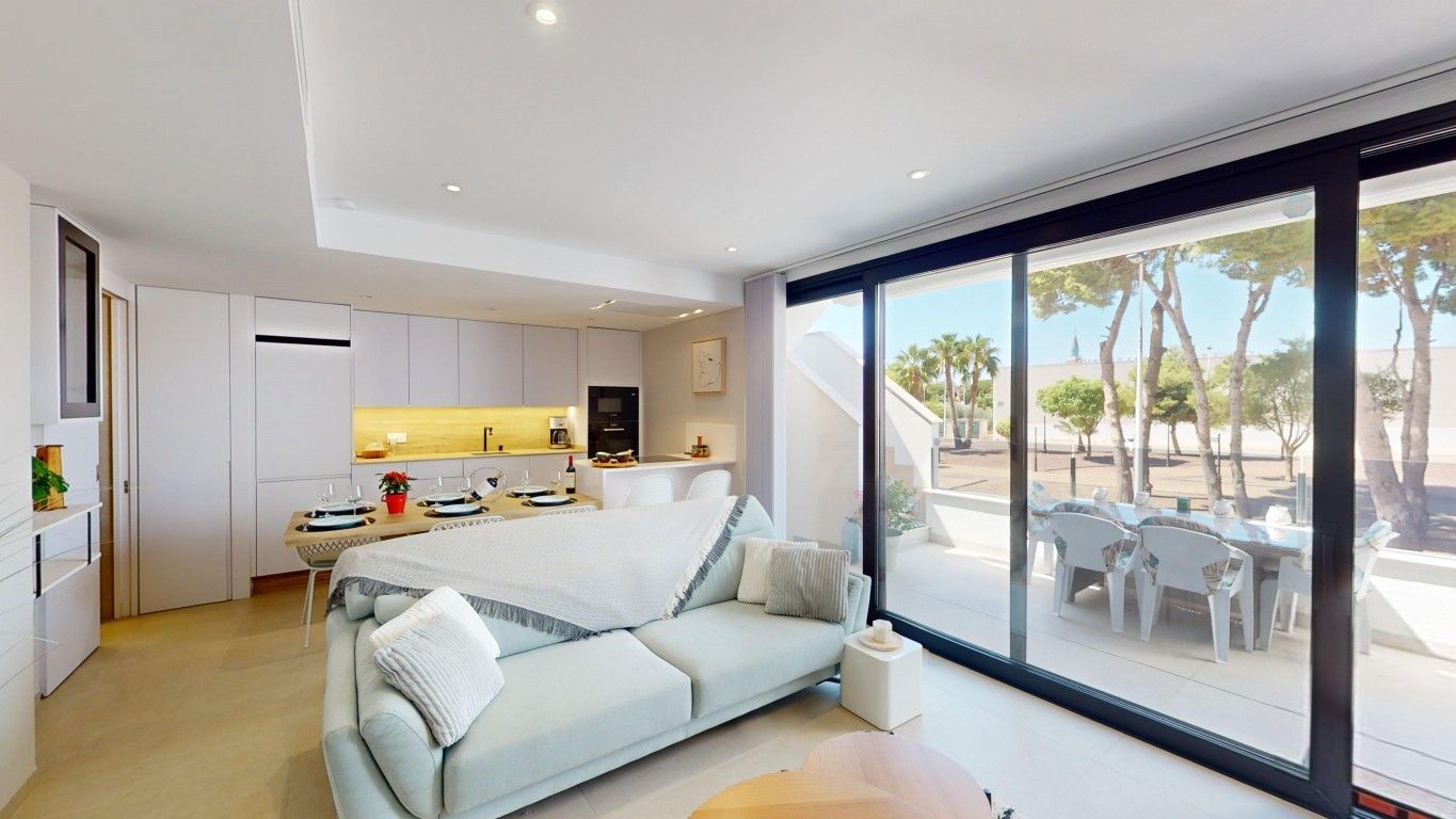 Sala d'estar de Casa o xalet en venda en San Pedro del Pinatar amb Aire condicionat, Terrassa i Traster