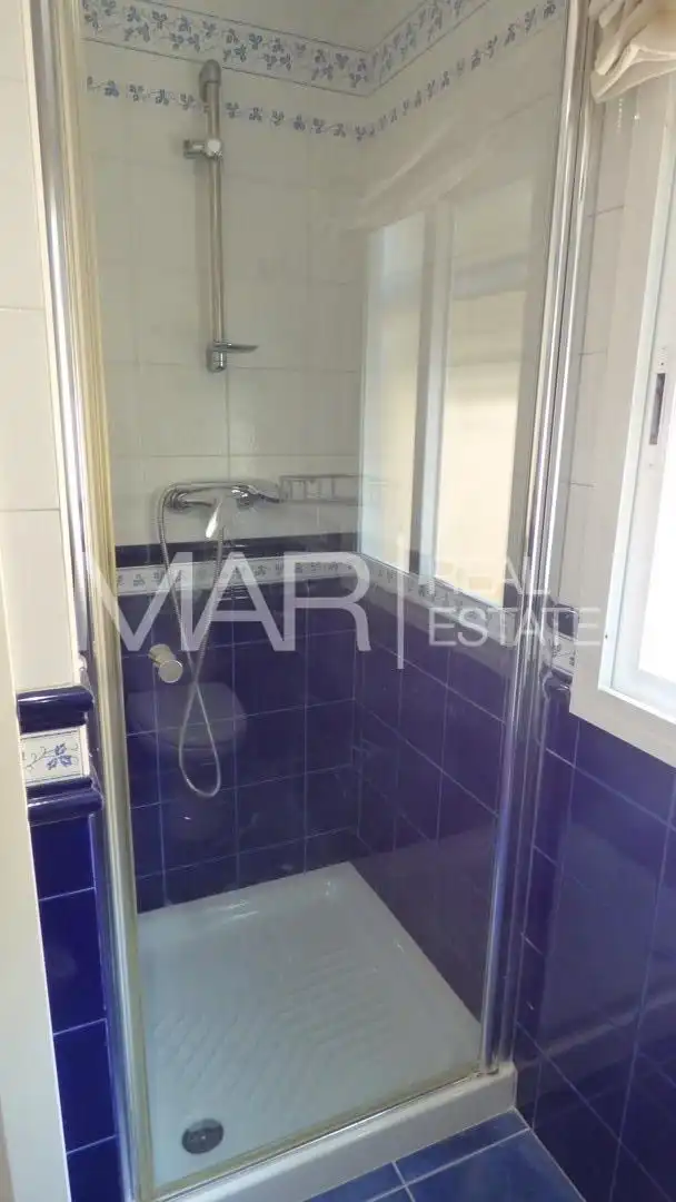 Bany de Casa o xalet en venda en Chiclana de la Frontera amb Aire condicionat, Jardí privat i Terrassa