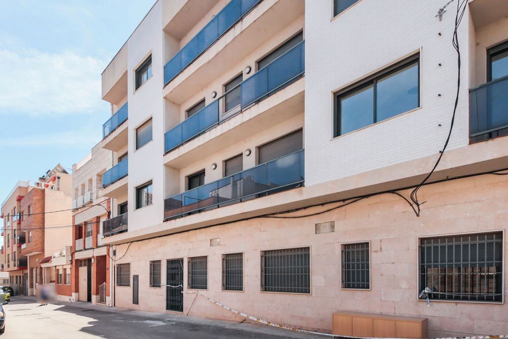 Flat for sale in Ps Escriva, Zona Hospital