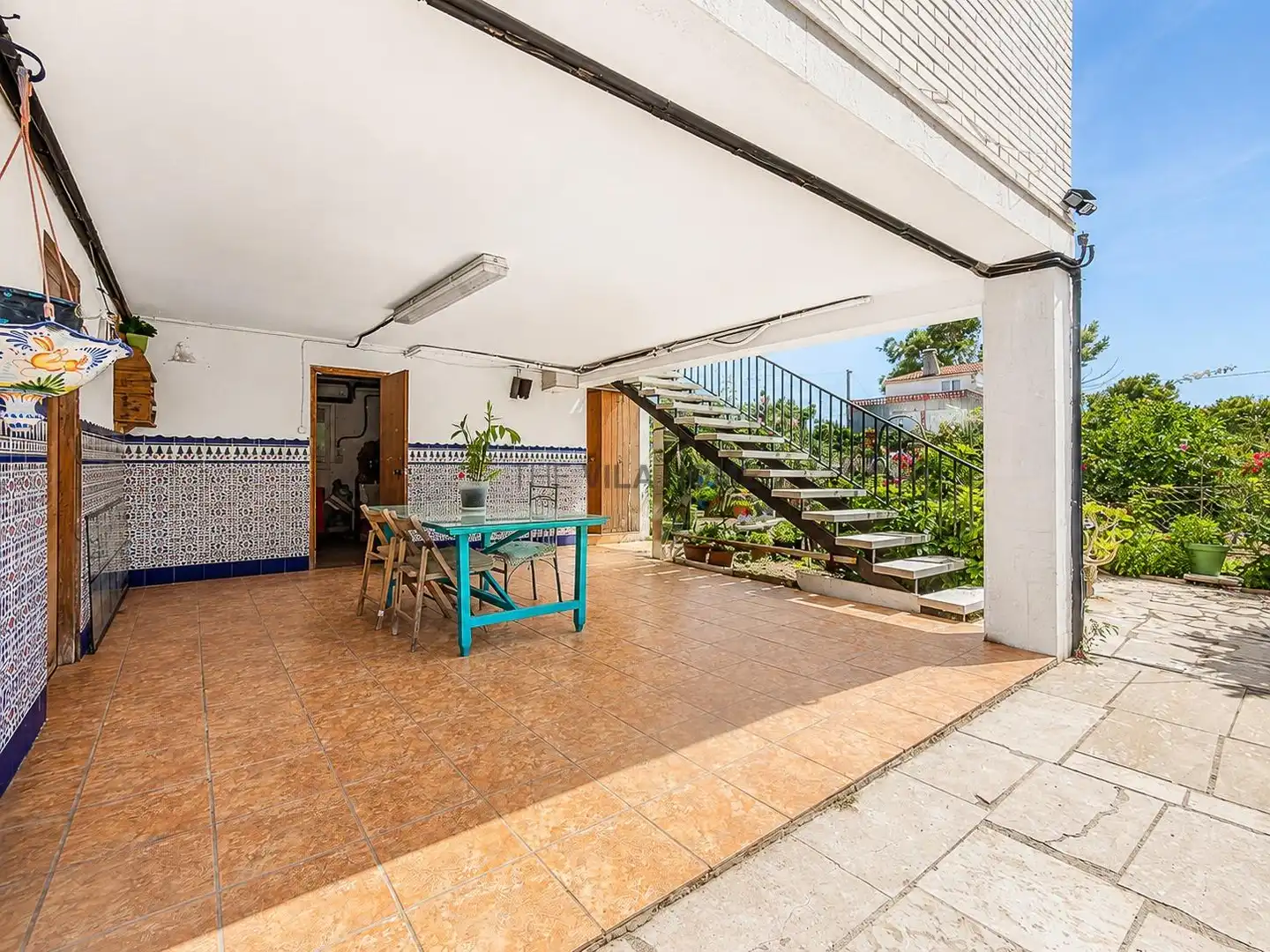 Terrassa de Finca rústica en venda en Vilanova i la Geltrú amb Aire condicionat