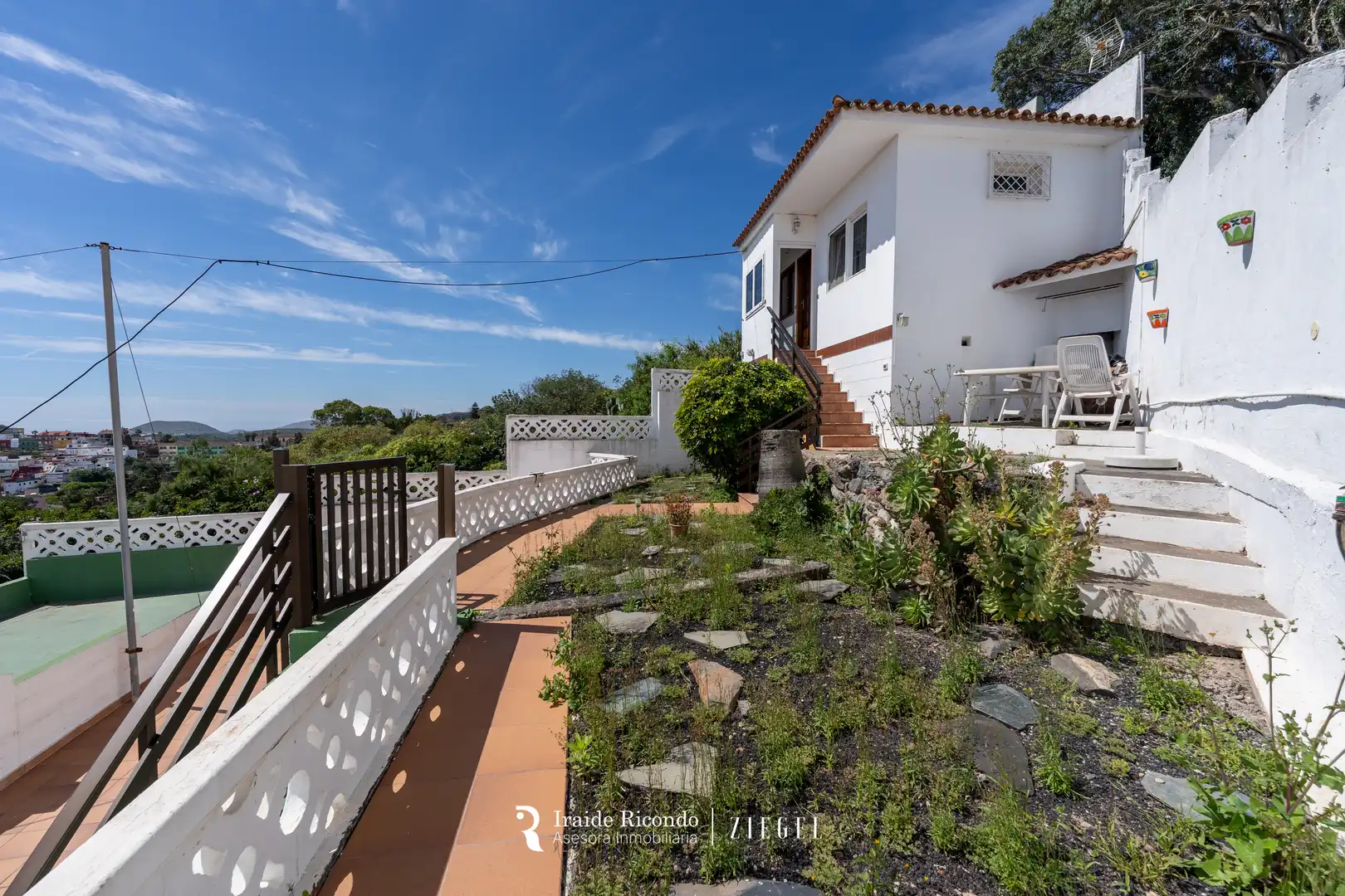Exterior view of Houses for sale in Santa Brígida  with Air Conditioner, Private garden and Terrace