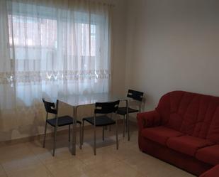 Sala d'estar de Apartament de lloguer en  Zaragoza Capital amb Calefacció, Moblat i Forn