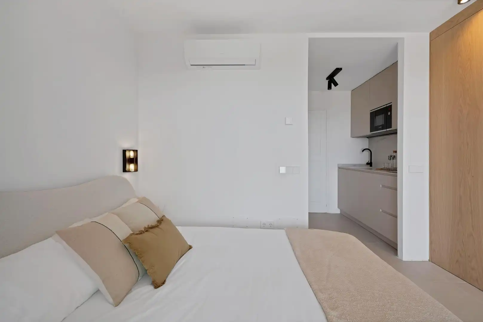 Habitación de Estudio en venta en Marbella con Aire acondicionado, Calefacción y Jardín privado