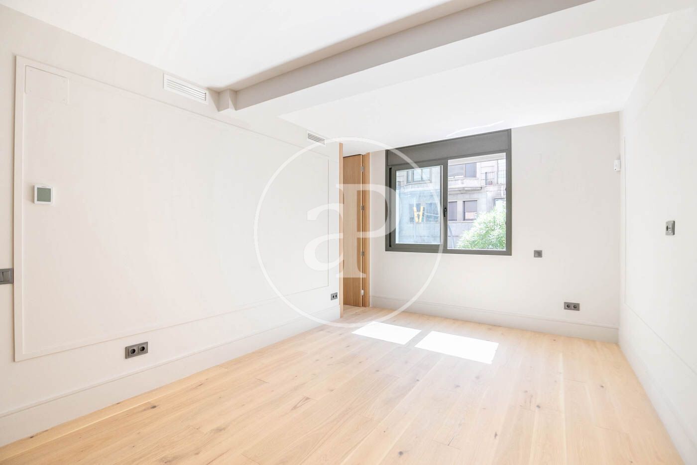 Bedroom of Flat for sale in  Barcelona Capital  with Air Conditioner and Heating