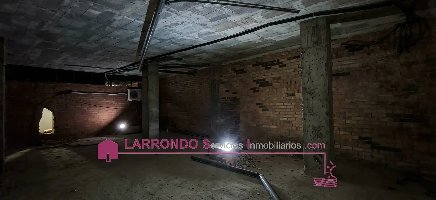 Business premises for sale in Carrer del Mestre Roca 13, imagen 20