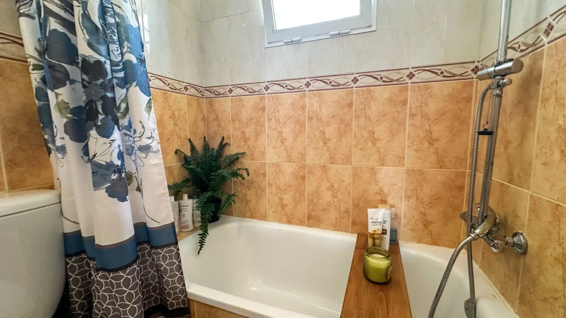 Baño de Finca rústica en venta en Orihuela con Terraza y Amueblado