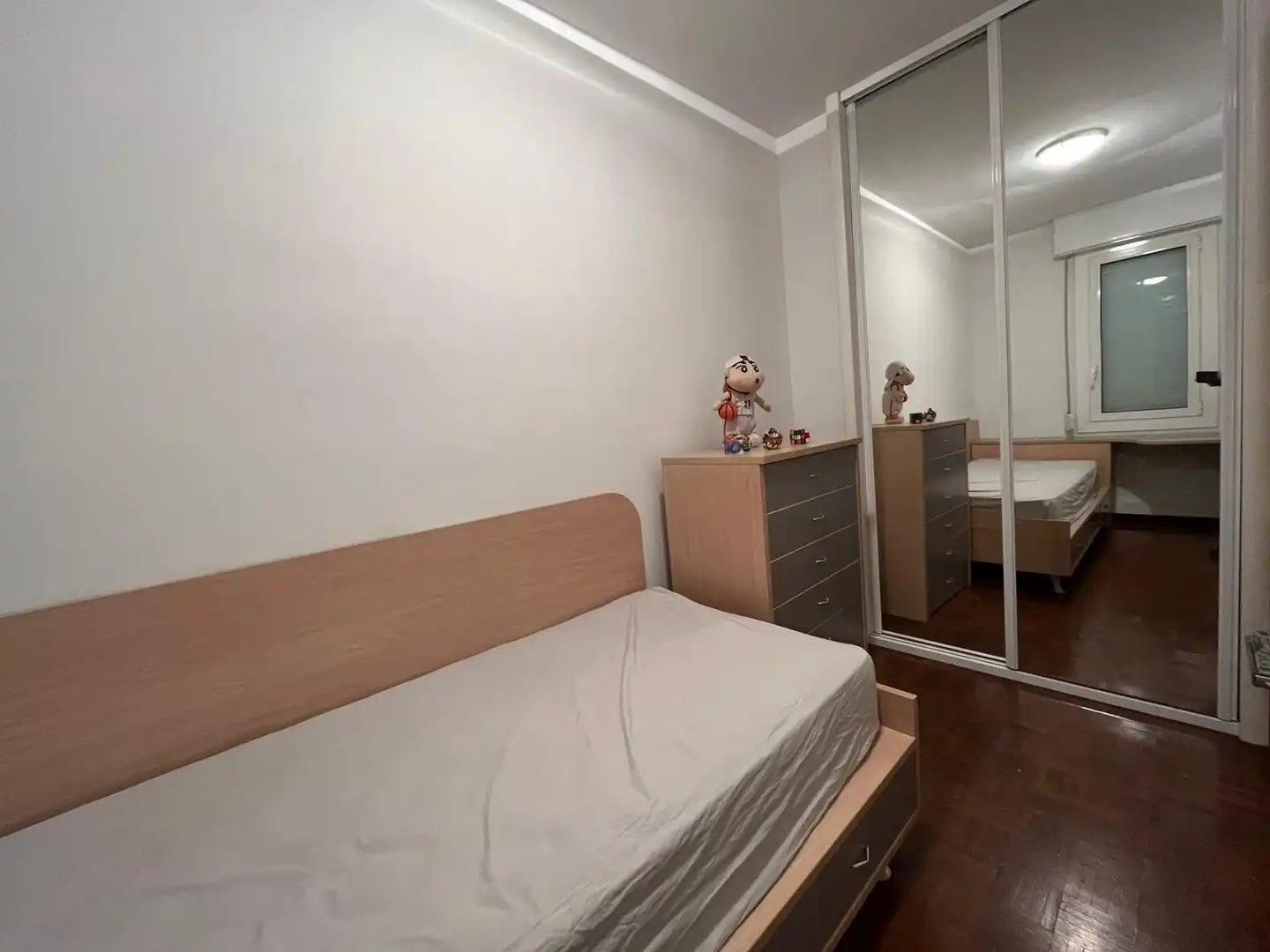 Schlafzimmer von Wohnung zum Verkauf in Barcelona mit Klimaanlage, Heizung und Parkett