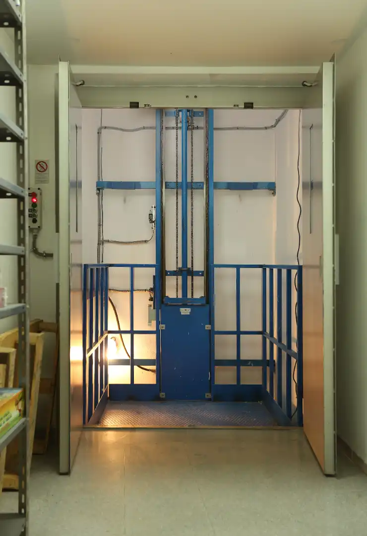 Office space with lift for sale in Calle Hernán Pérez de Grado 20, imagen 36