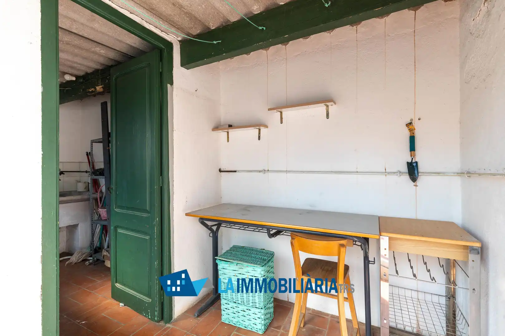Vista exterior de Piso en venta en Terrassa con Aire acondicionado, Calefacción y Terraza