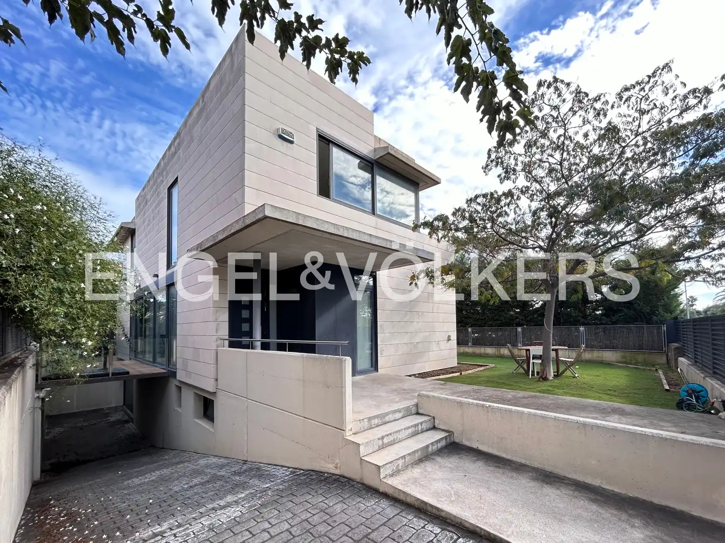 Vista exterior de Casa o chalet en venta en Cambrils con Calefacción, Jardín privado y Terraza