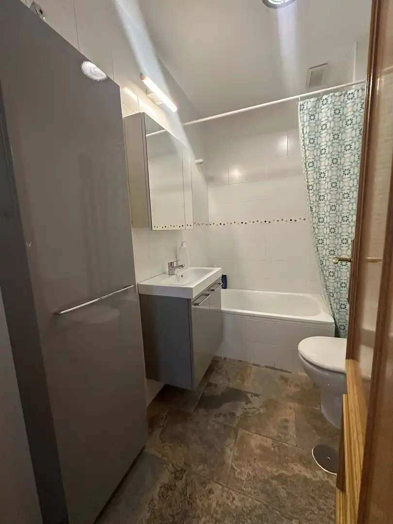 Baño de Piso de alquiler en Murcia