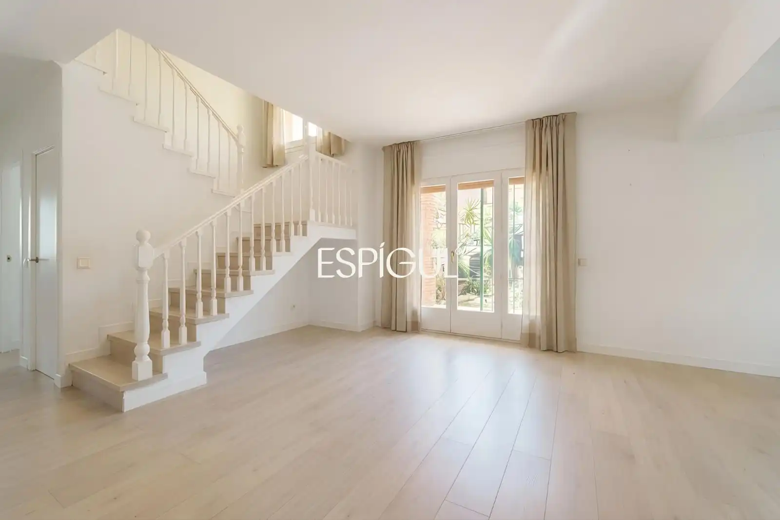 Casa amb terrassa en venda a Comtal, imagen 19